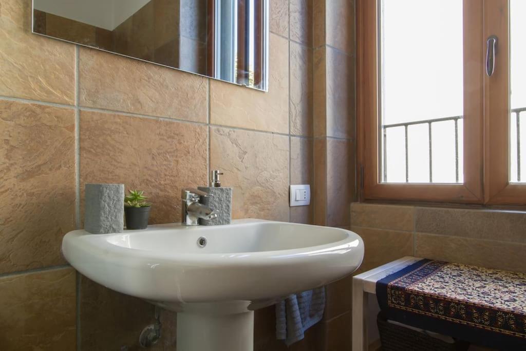 Fabulous Studio In Monza 15 Km To Milan City Centre Bagian luar foto